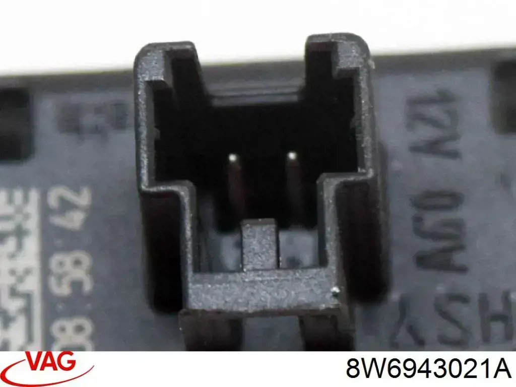 Ліхтар підсвічування заднього номерного знака VAG 8W6943021A ціна, від 4.14 USD