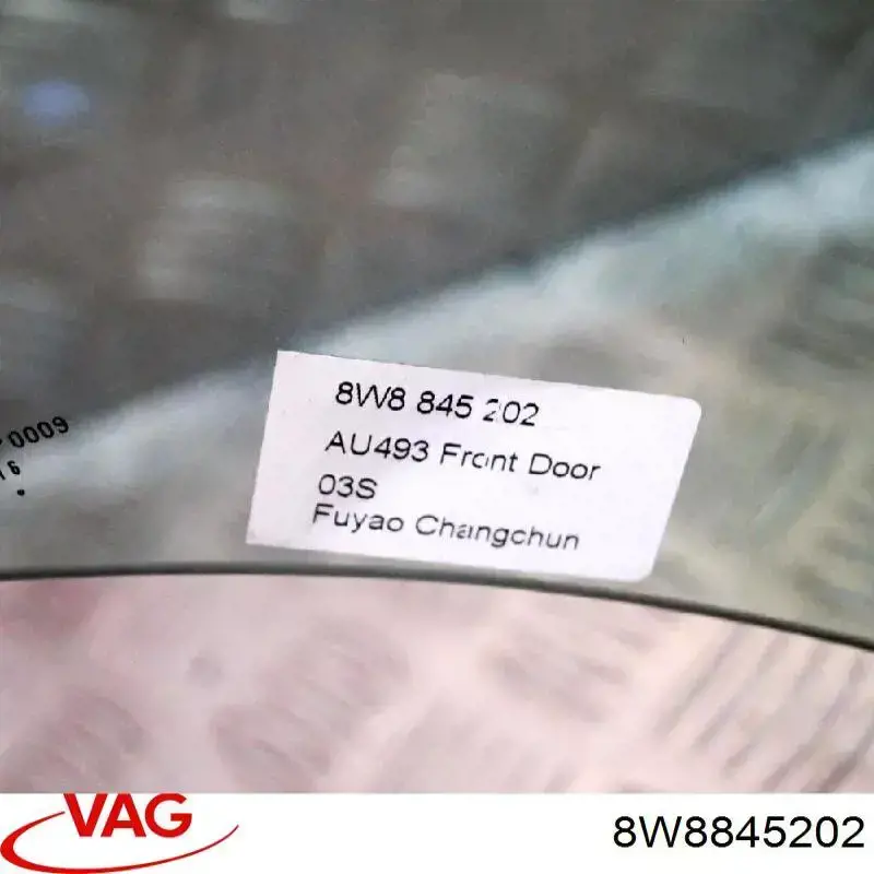 8W8845202 VAG Скло передніх дверей, правих