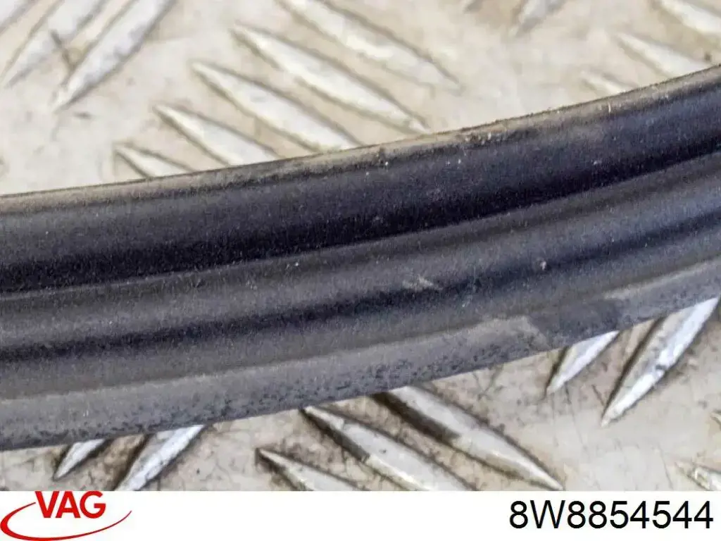  VAG 8W8854544 ціна, від 22.57 USD