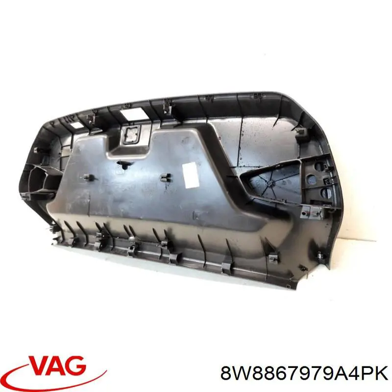 8W8867979A4PK VAG Оббивка багажника