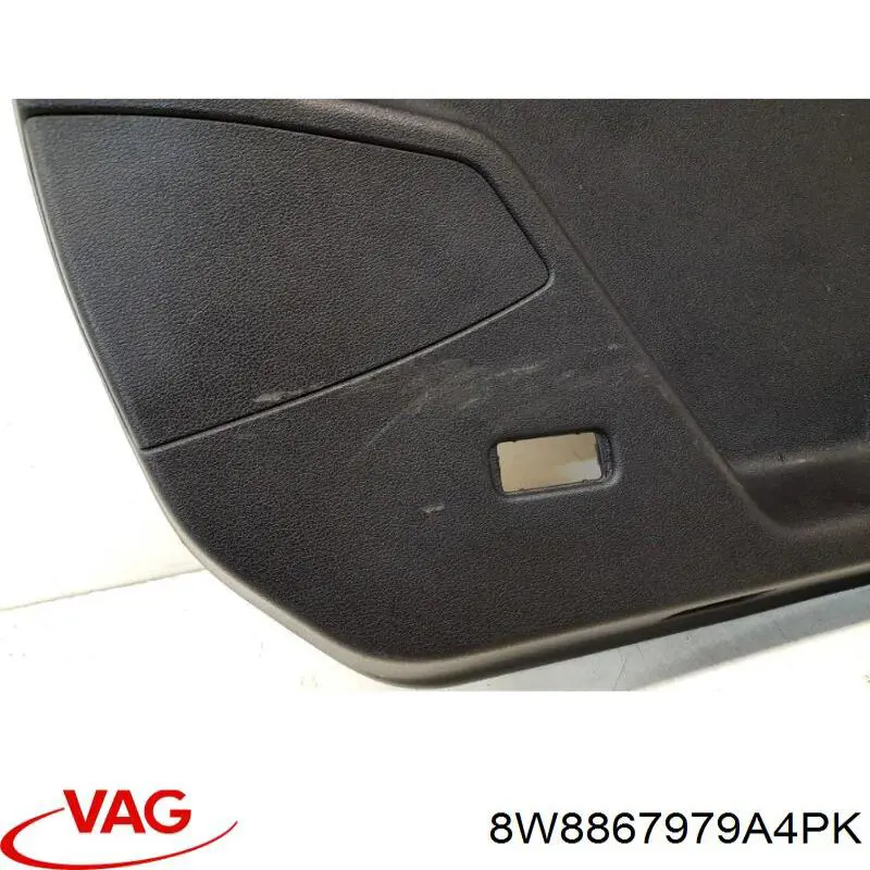 Пластик п'ятих дверей VAG 8W8867979A4PK ціна, від 50.66 USD