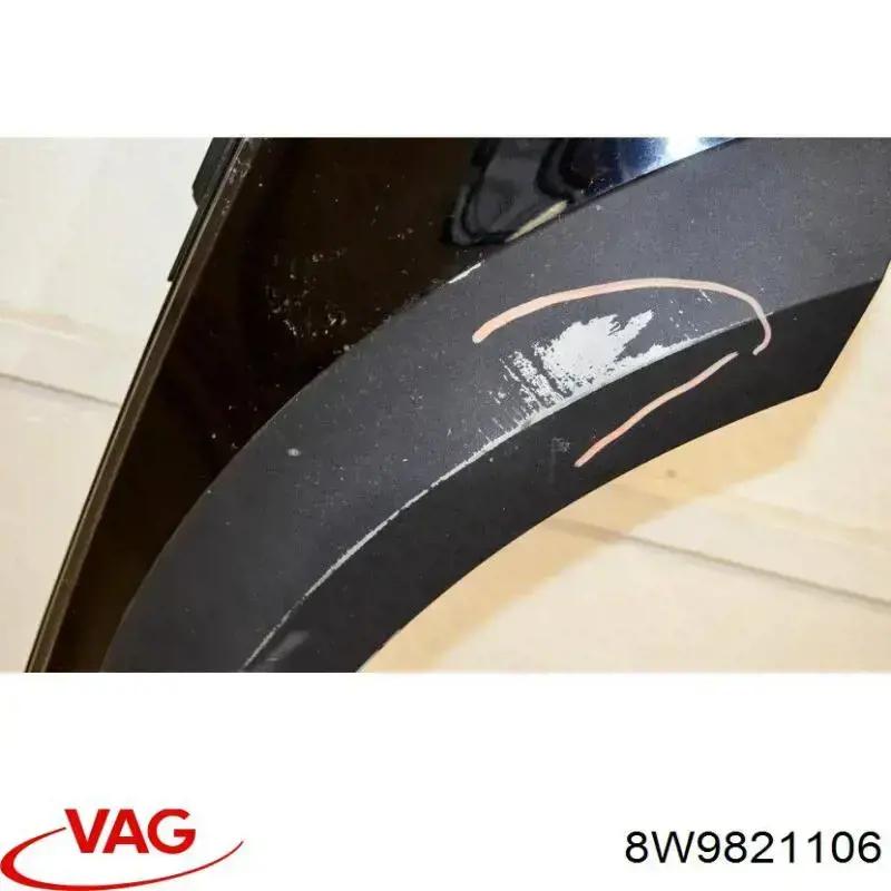 8W9821106 VAG Крило переднє праве