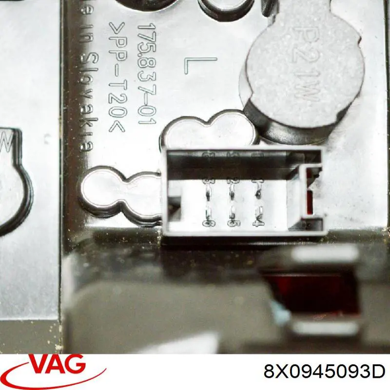 Ліхтар задній лівий VAG 8X0945093D ціна, від 77.11 USD