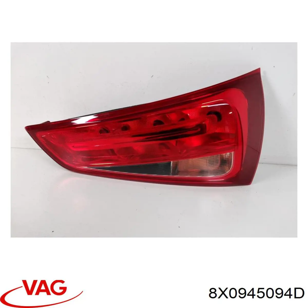 Купити 8X0945094D VAG Задня права фара