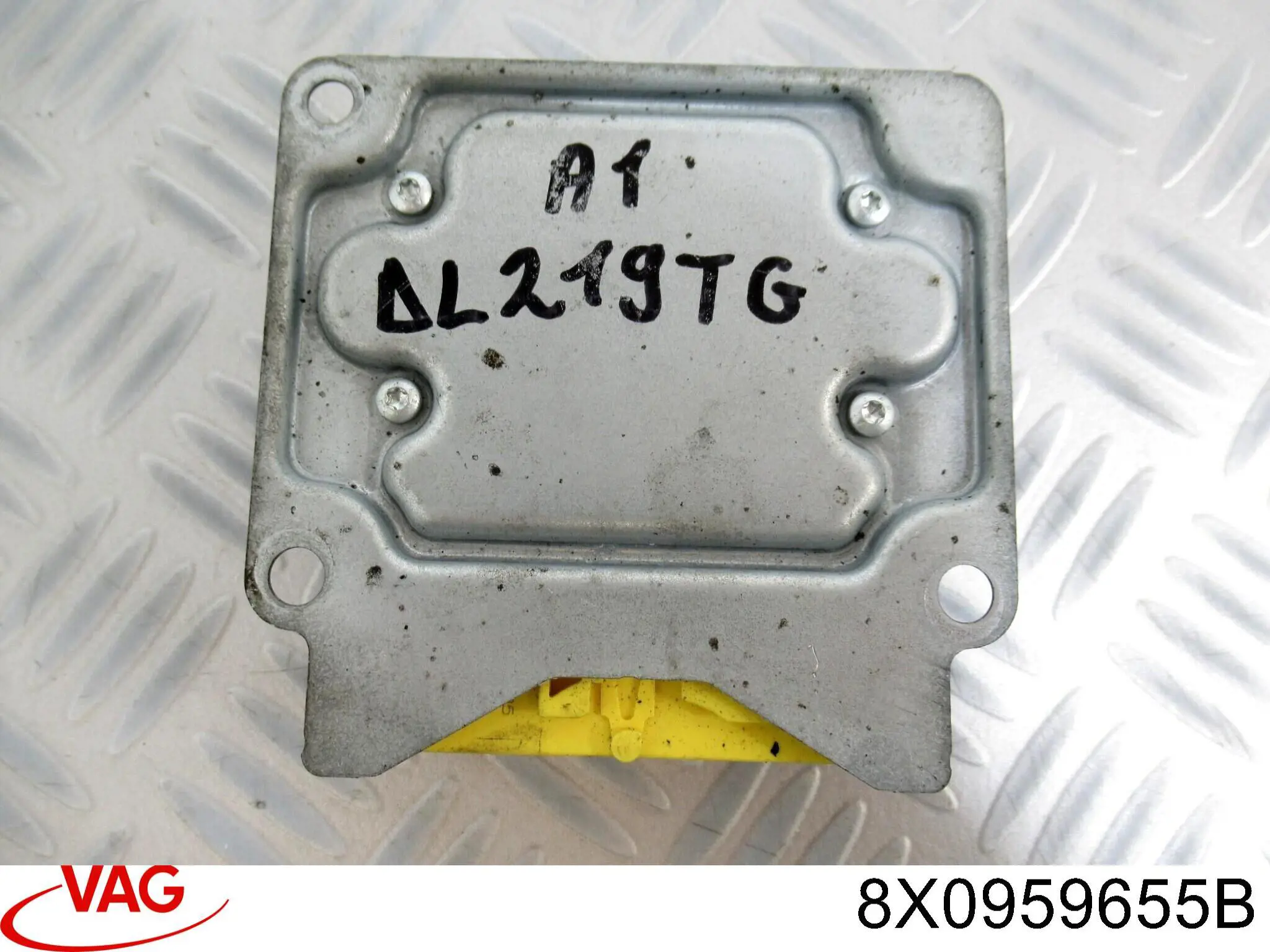  VAG 8X0959655B ціна, від 27.40 USD