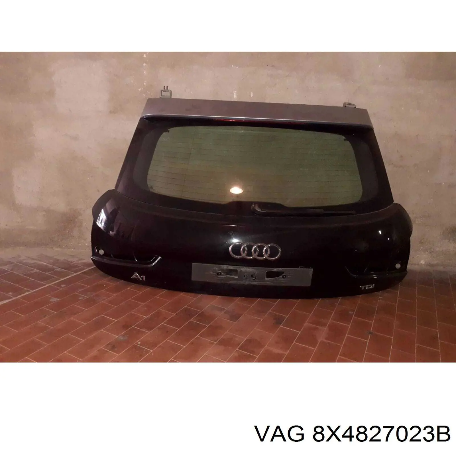 Двері задні, багажні (3-і)/(5-і) (ляда) Audi A1 (8XA) (Ауді A1)