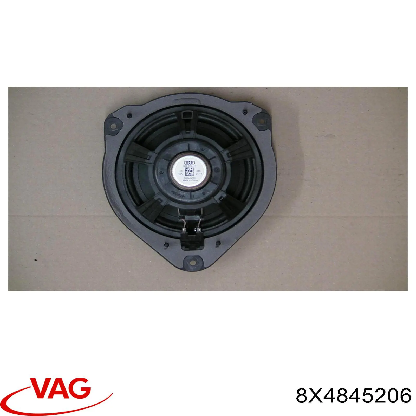 Скло заднє праве VAG 8X4845206 ціна, від 12.05 USD