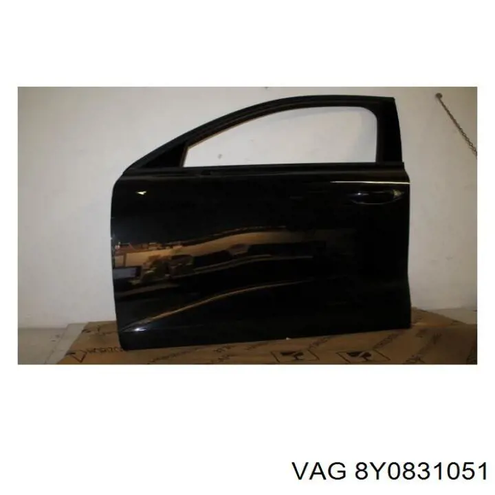 8Y0831051 VAG Дверь передня ліва