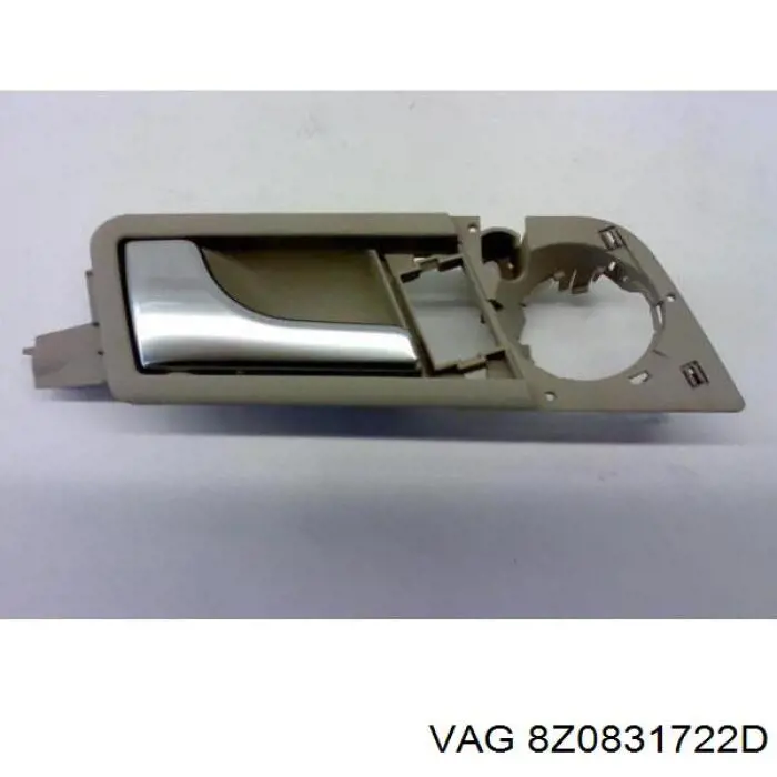 Ущільнювач дверей передніх, правих (на дверей) VAG 8Z0831722D ціна, від 306.67 USD