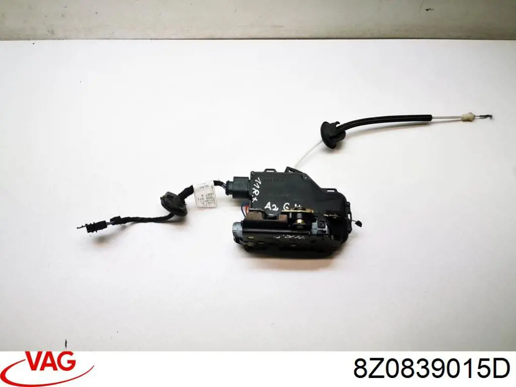 Замок задньої двері, лівої VAG 8Z0839015D ціна, від 31.91 USD