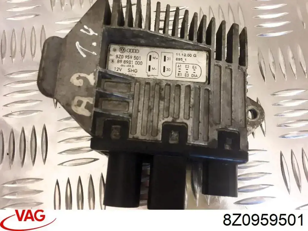 8Z0959501 VAG Регулятор оборотів вентилятора