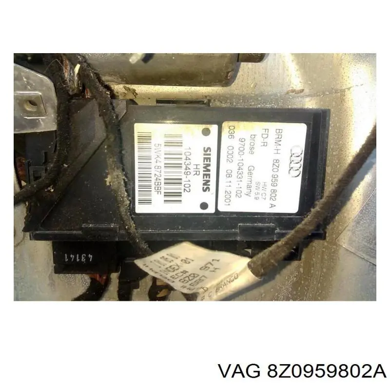 Мотор склопідйомника дверей задніх, правих VAG 8Z0959802A ціна, від 53.19 USD