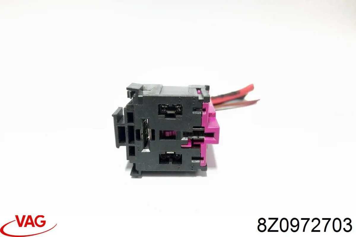  VAG 8Z0972703 ціна, від 1.26 USD