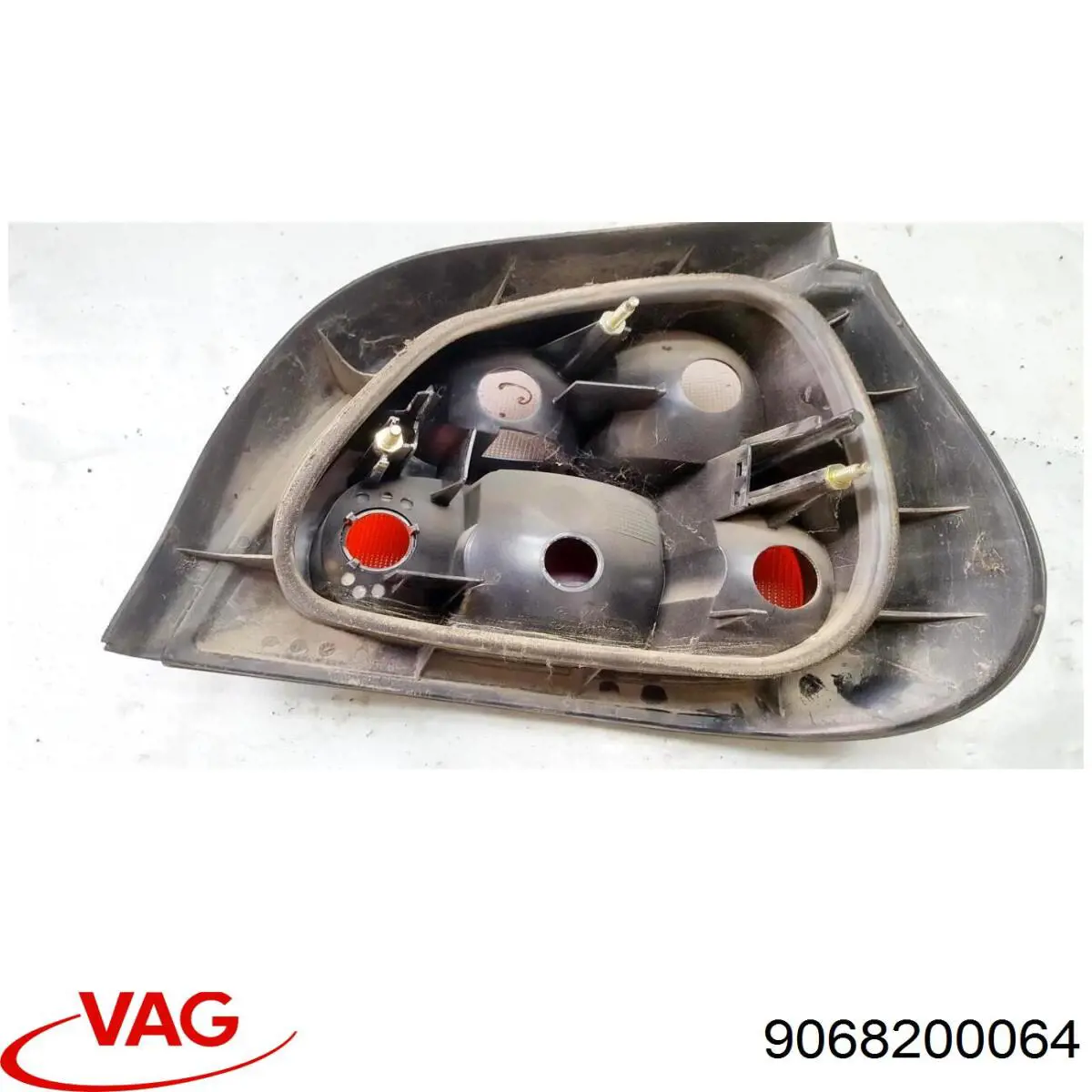  VAG 9068200064 ціна, від 32.06 USD