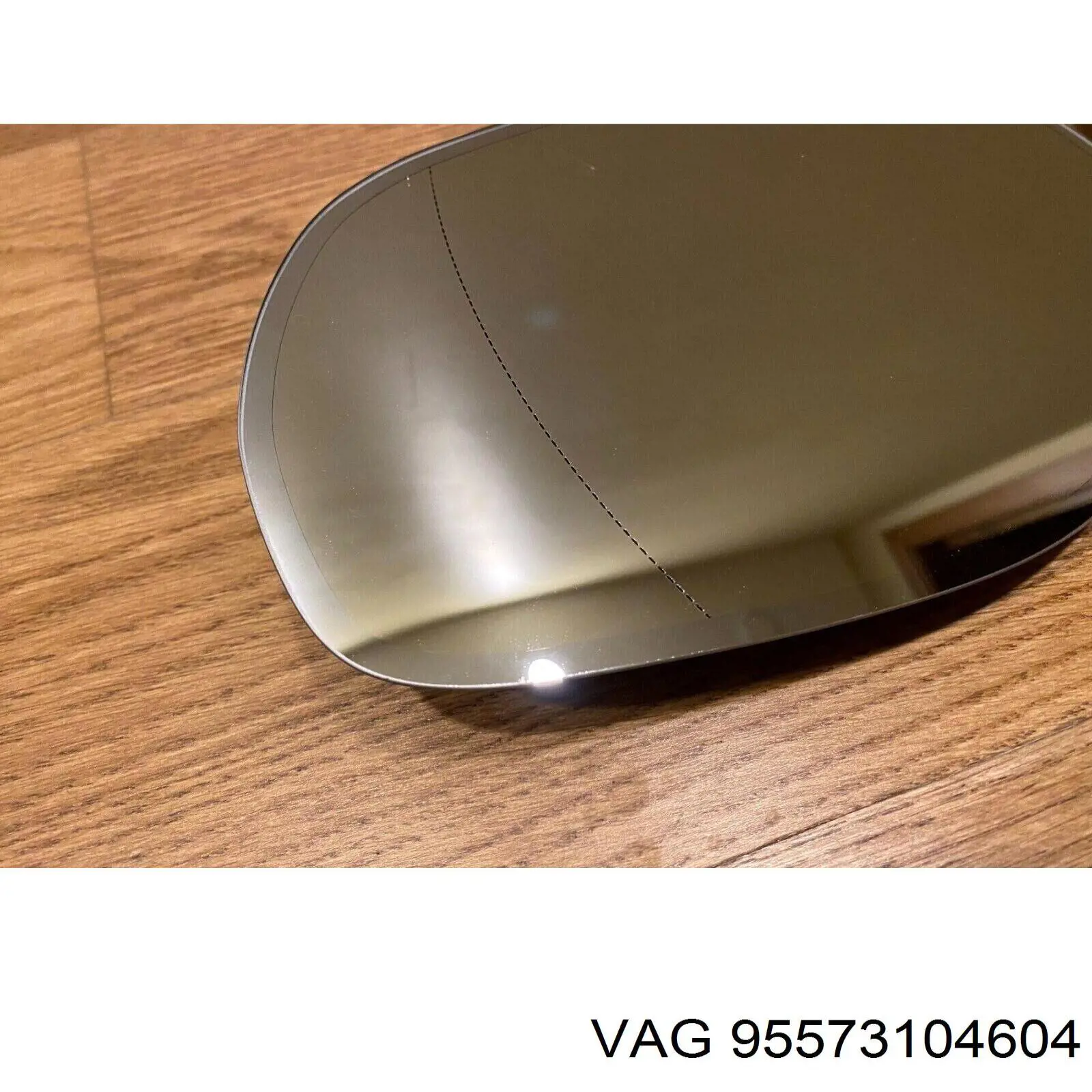 Дзеркальний елемент правого дзеркала заднього виду VAG 95573104604 ціна, від 202.65 USD