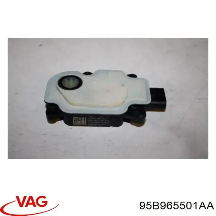 Привід (моторчик) жалюзі радіатора VAG 95B965501AA ціна, від 81.01 USD