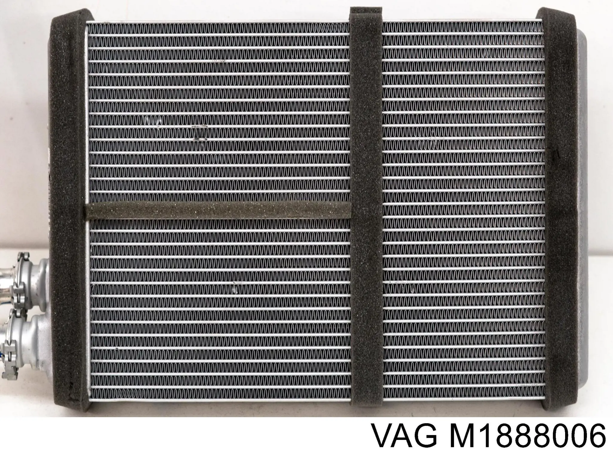 Радіатор пічки M1888006 VAG