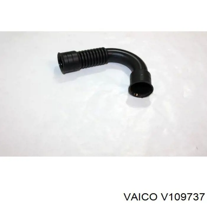 V109737 VEMO/Vaico патрубок вентиляції картера, масловіддільника