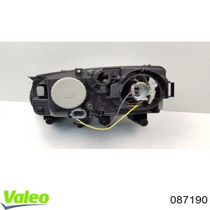 8201048192 Renault (RVI) Фара правая