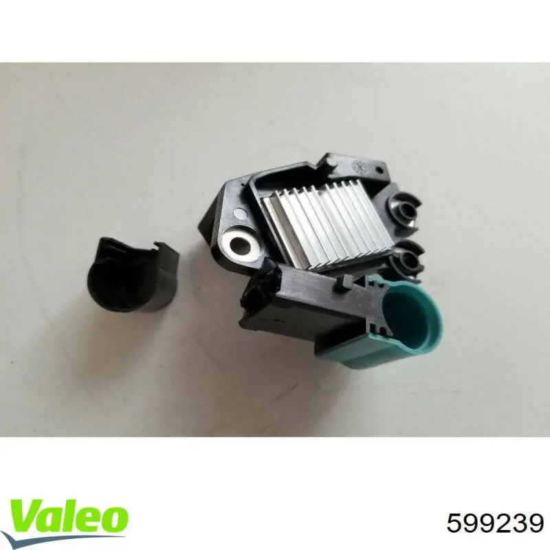 Реле регулятор генератора VALEO 599300