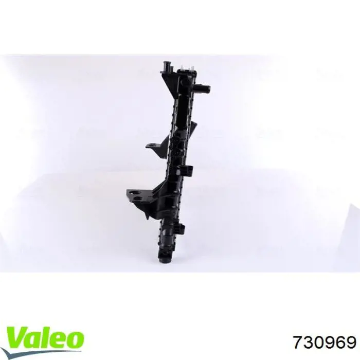 Купити 7701038688 Renault (RVI) Радіатор двигуна