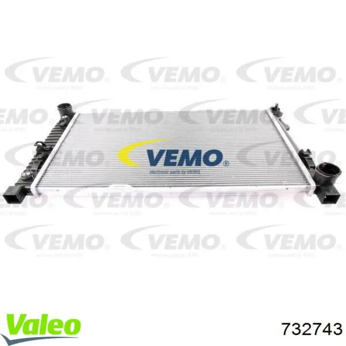 Радіатор основний VALEO 732743 ціна, від 103.02 USD