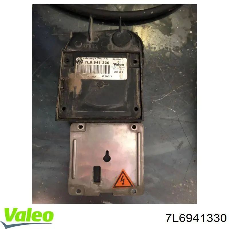 Купити 7L6941330 VALEO ЕБУ ксенону