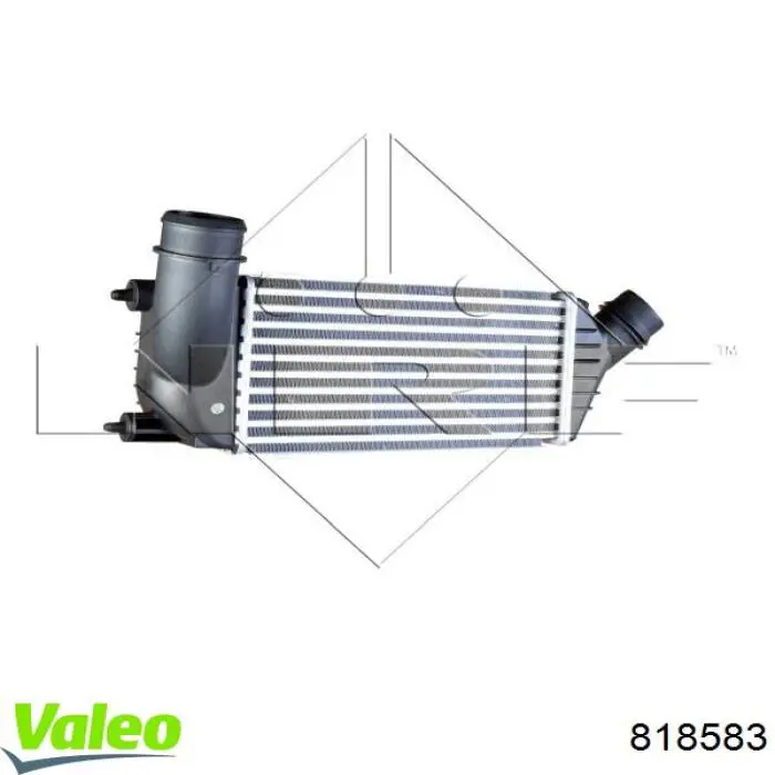 Радіатор интеркуллера 818583 VALEO