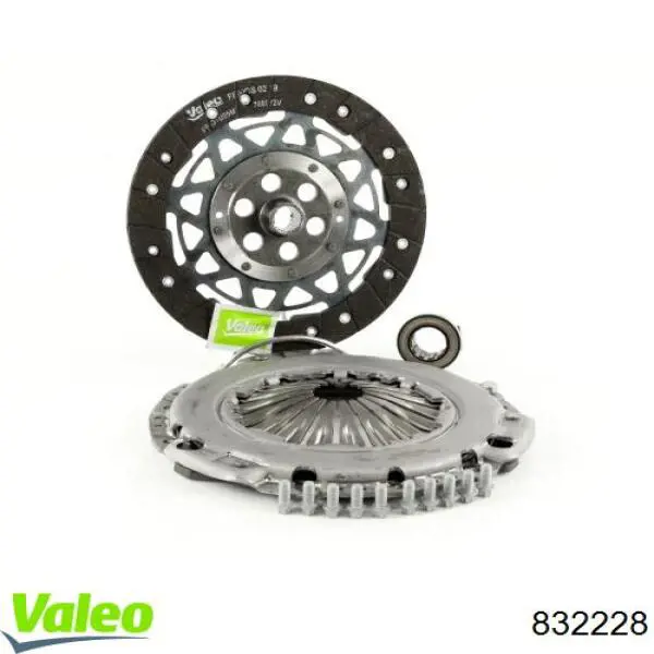 Купити 832228 VALEO Комплект зчеплення (диск, корзина, підшипник)