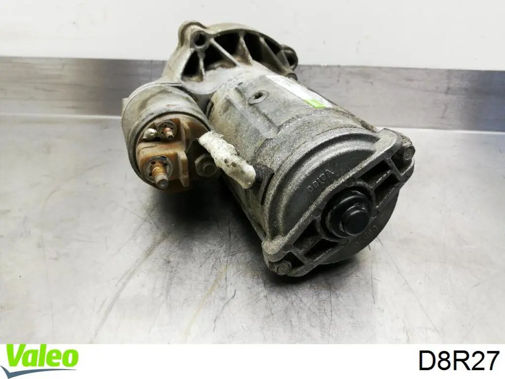 Стартер D8R27 VALEO