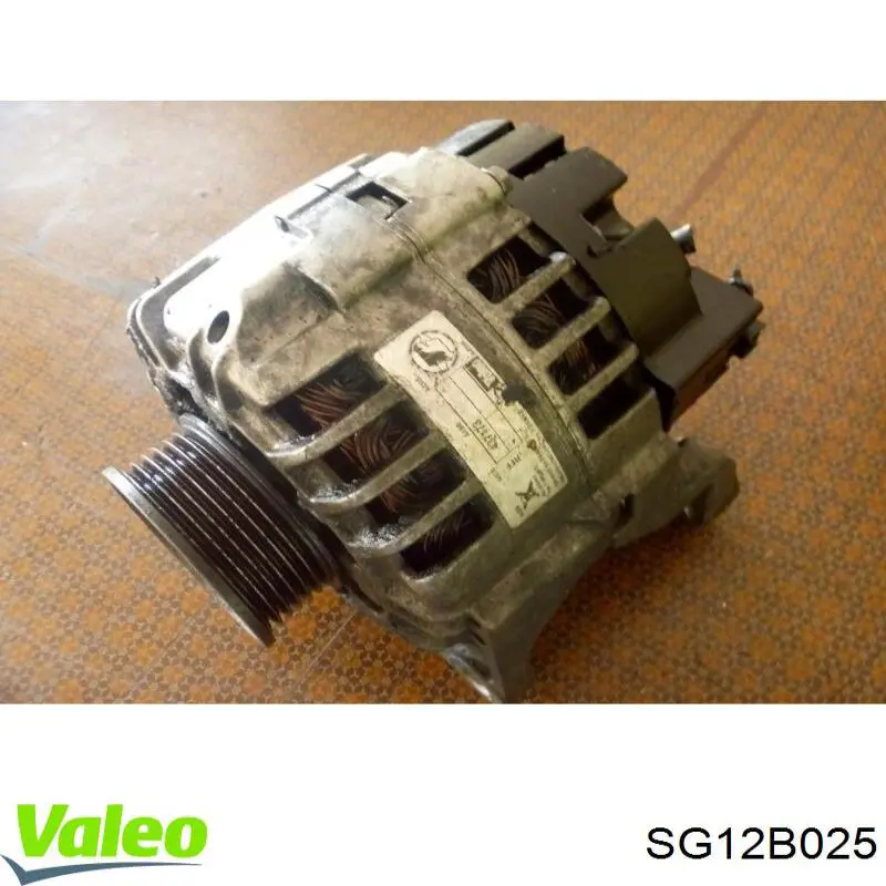 SG12B025 VALEO Авто генератор