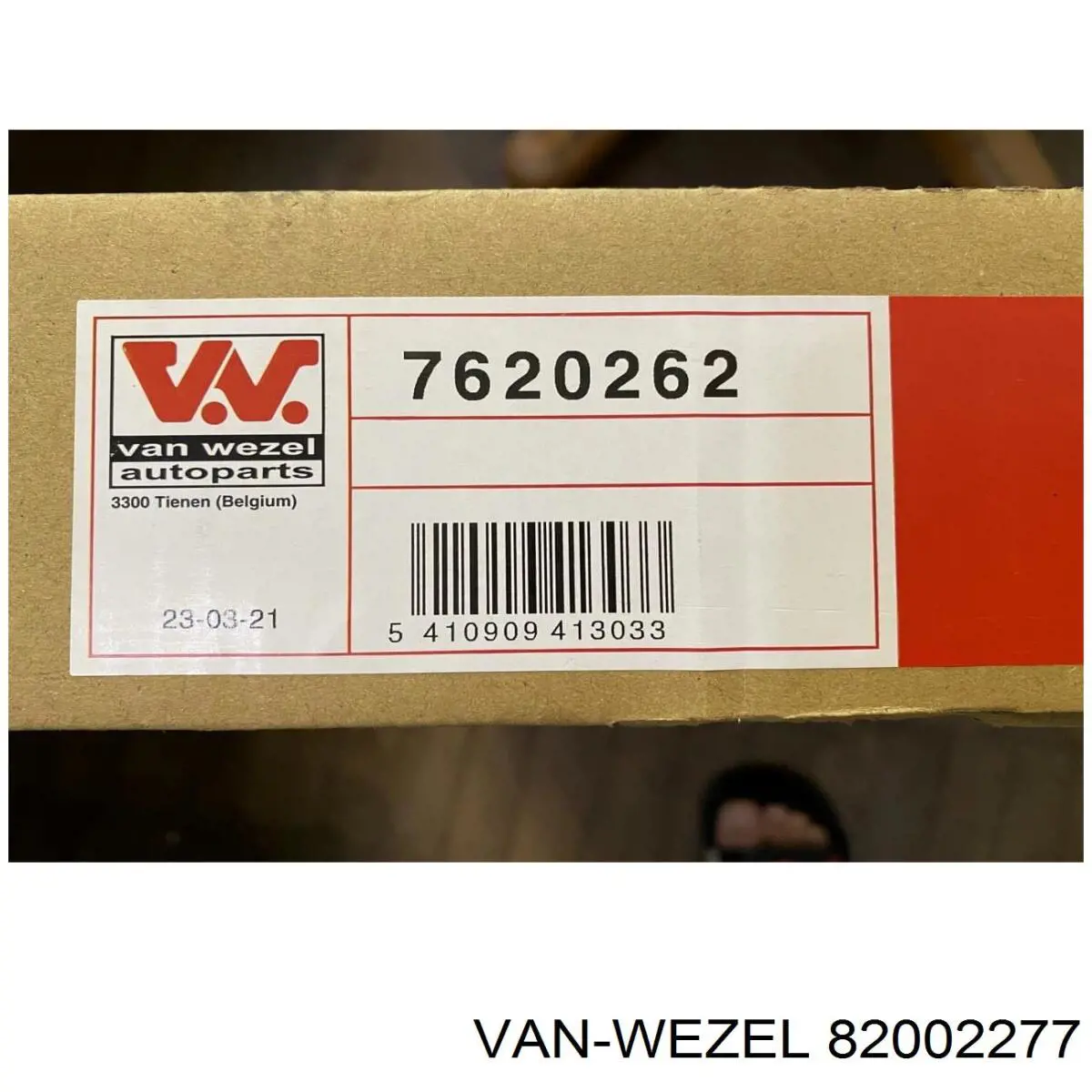 Радіатор основний VAN Wezel 82002277 ціна, від 51.88 USD