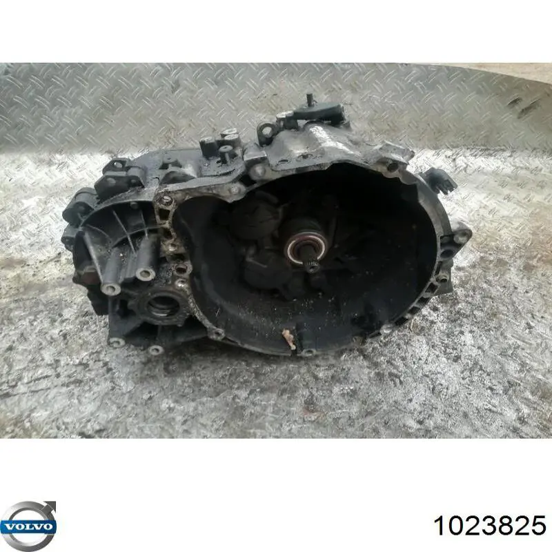  Volvo 1023825 ціна, від 121.02 USD