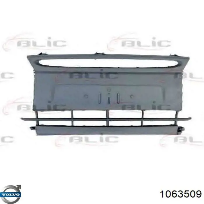 Решітка радіатора 1063509 Volvo