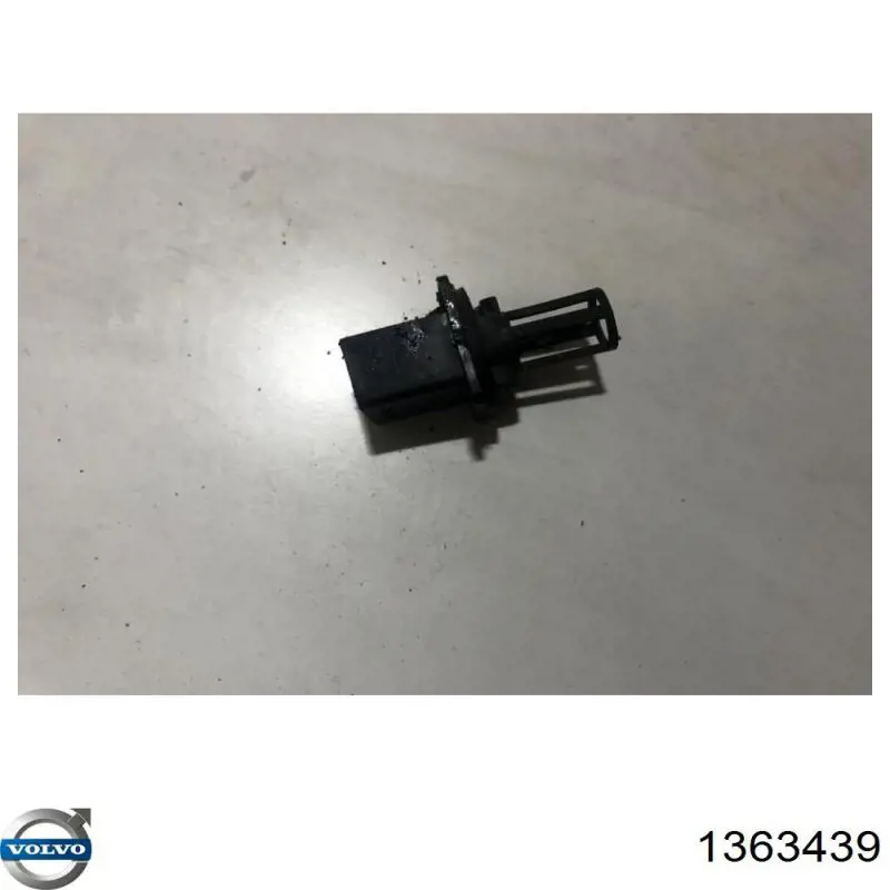 1363439 Volvo 