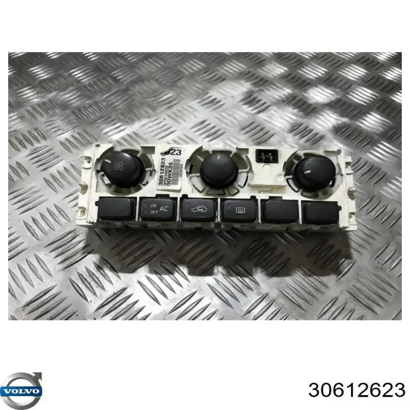 30623767 Volvo 