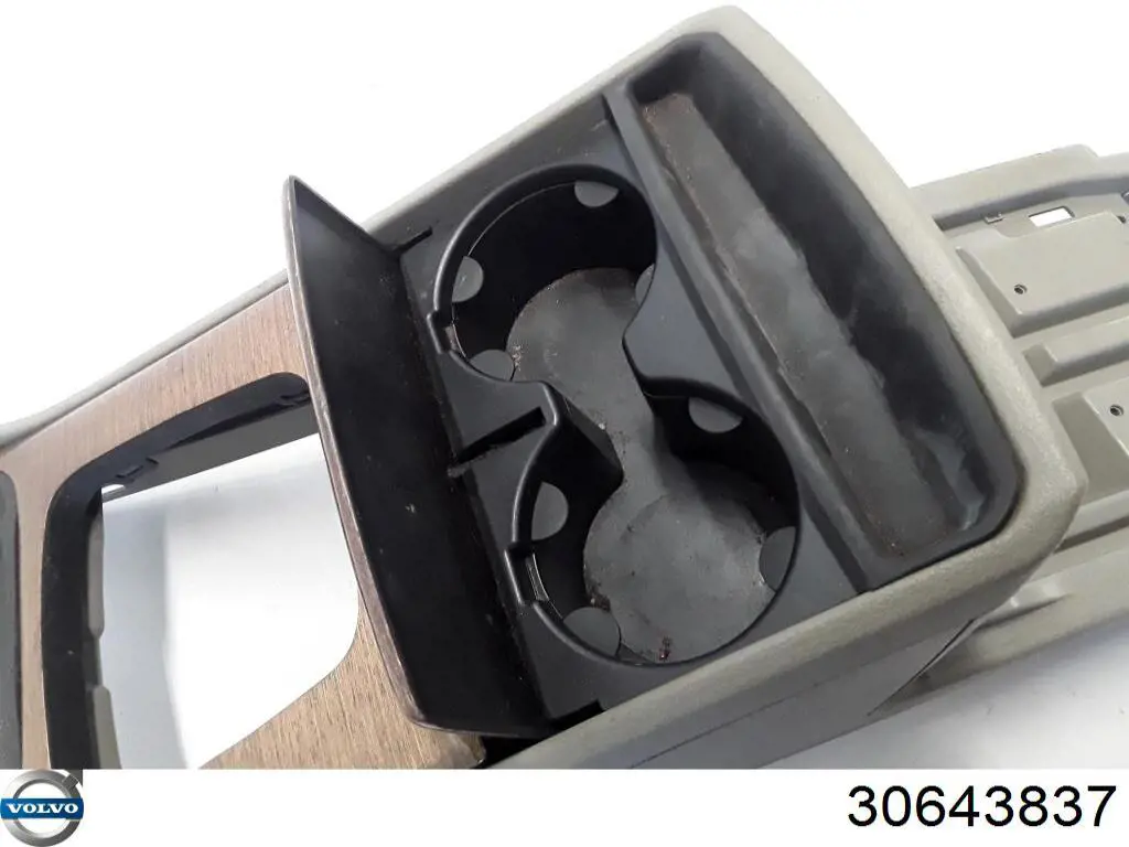  30643837 Volvo