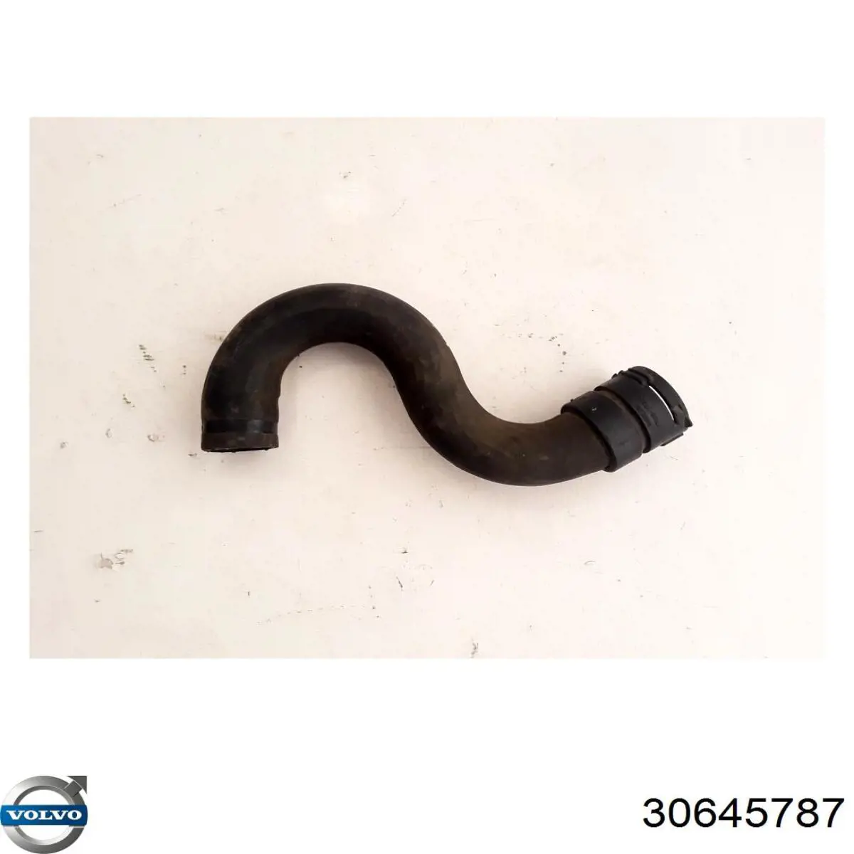30645787 Volvo Патрубок системи охолодження