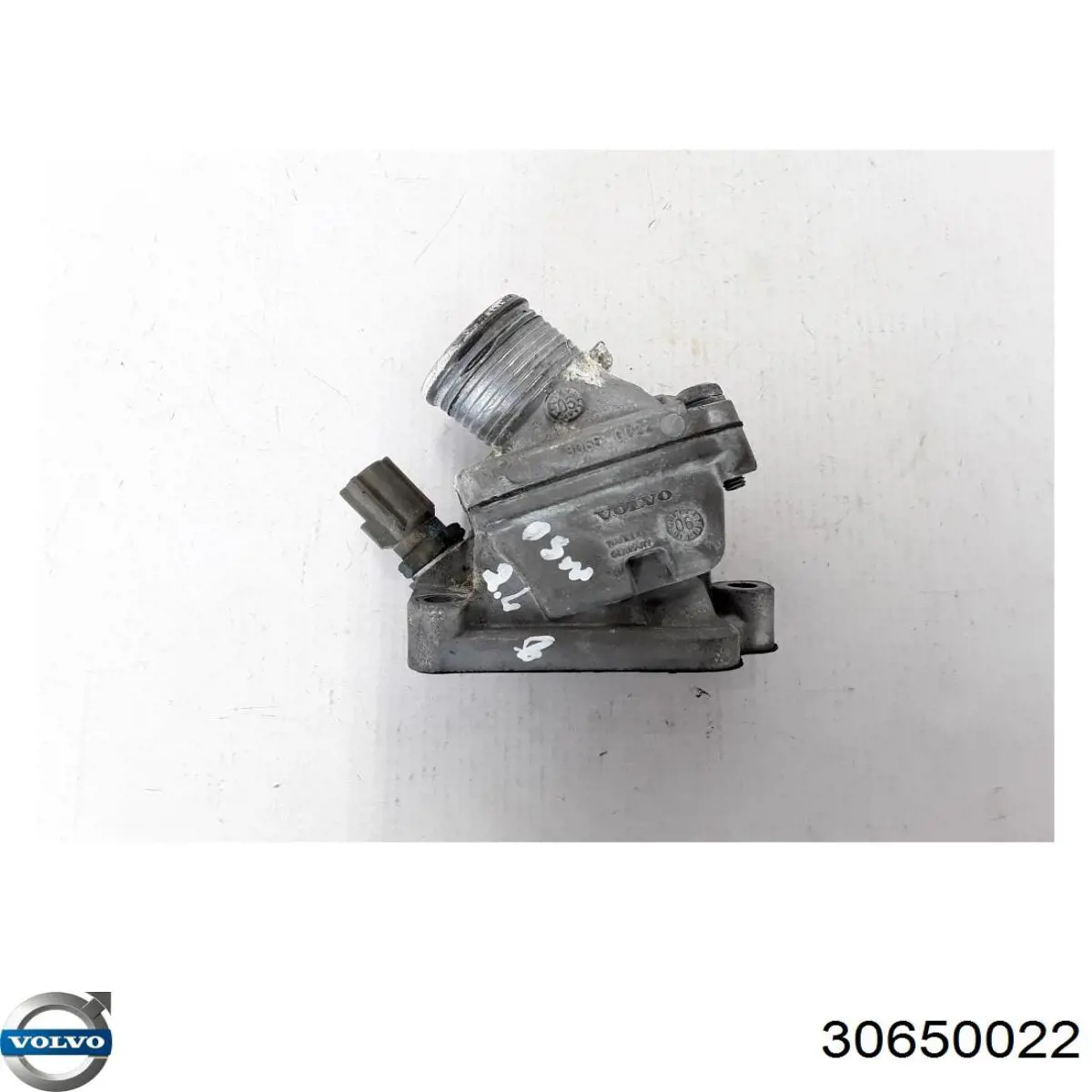 Купити 30650022 Volvo Термостат в корпусі