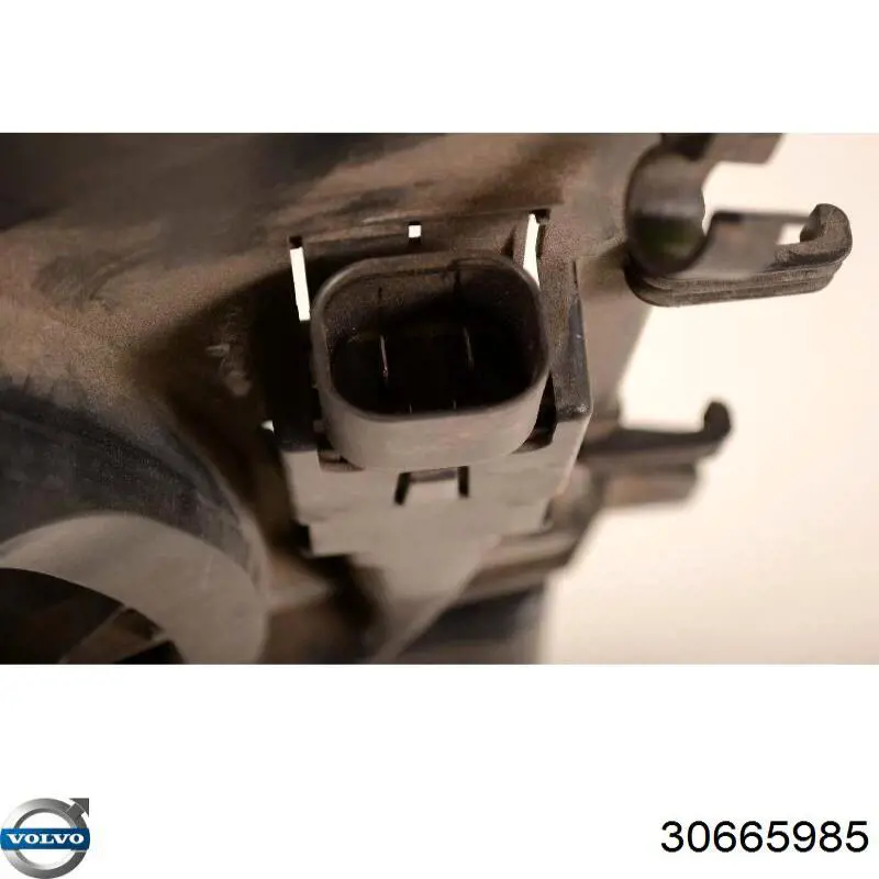Вентилятор радіатора Volvo 30665985 ціна, від 151.18 USD