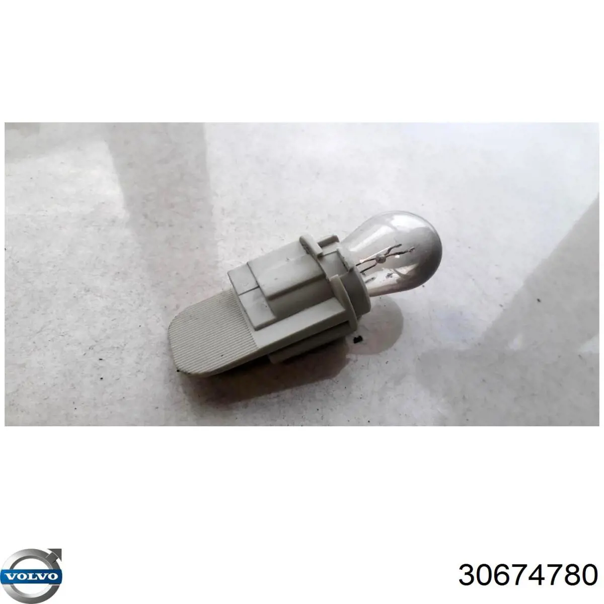 Купити 30674780 Volvo 