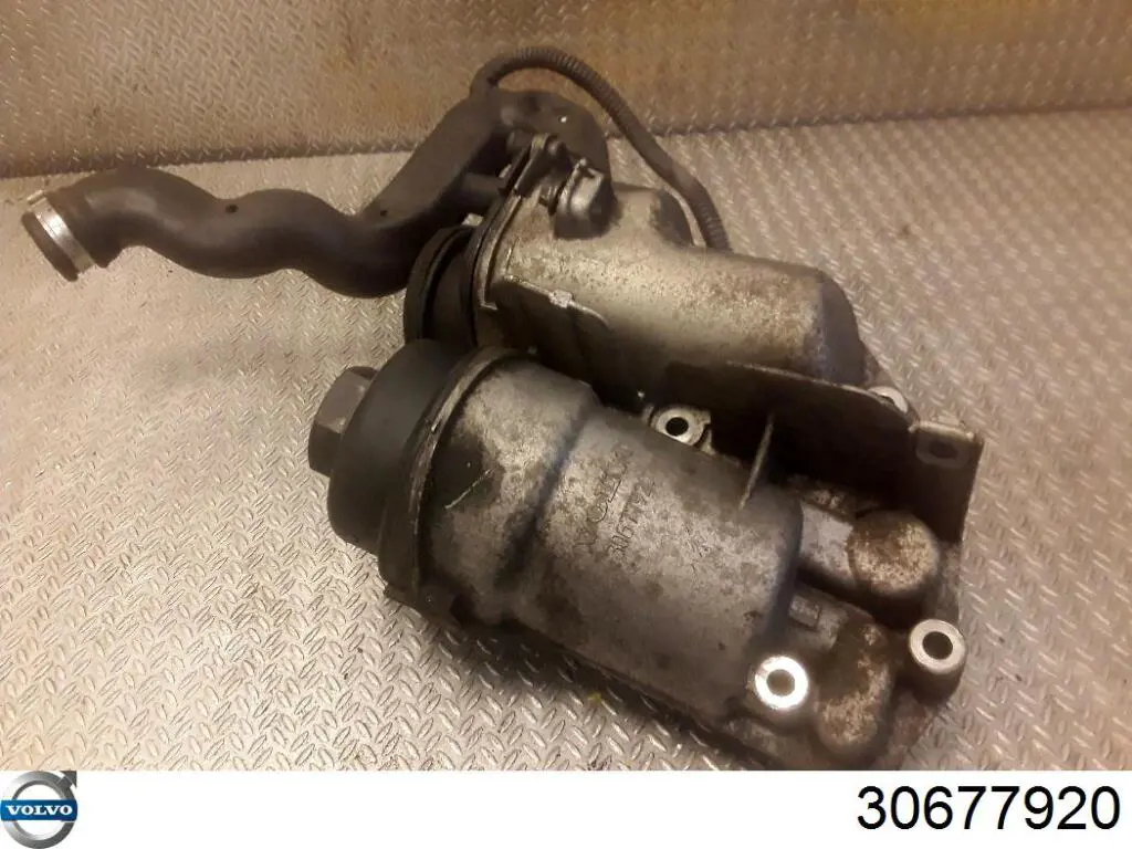 Корпус масляного фільтра 30677920 Volvo