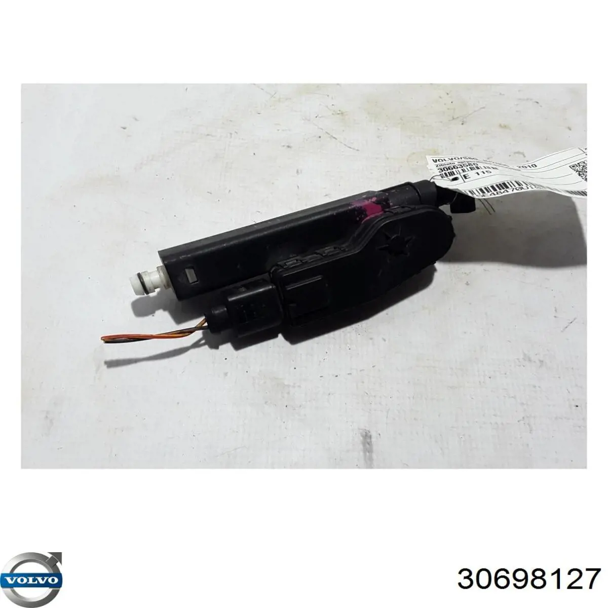 Купити 30698127 Volvo 