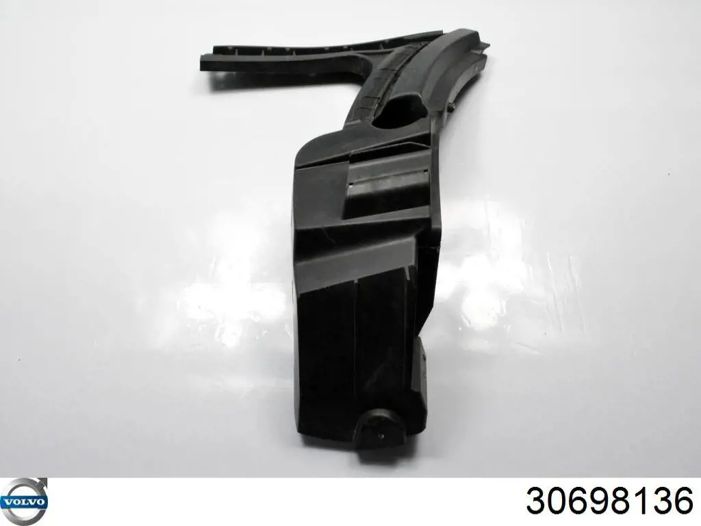 Направляюча заднього бампера, права Volvo 30698136 ціна, від 14.09 USD