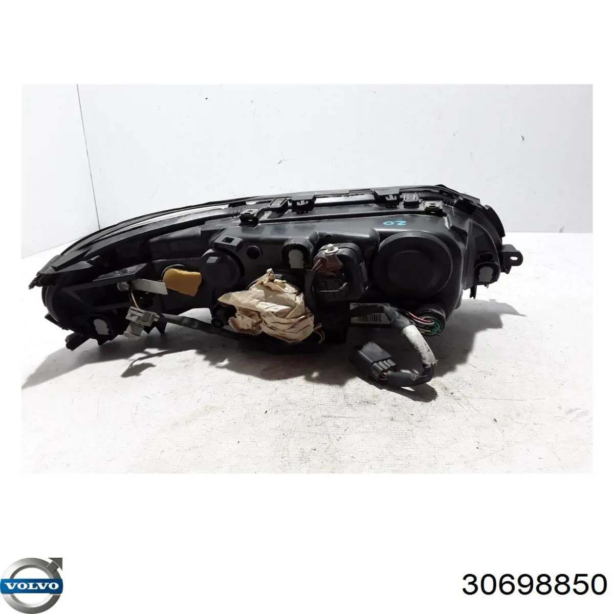 Купити 30698850 Volvo 