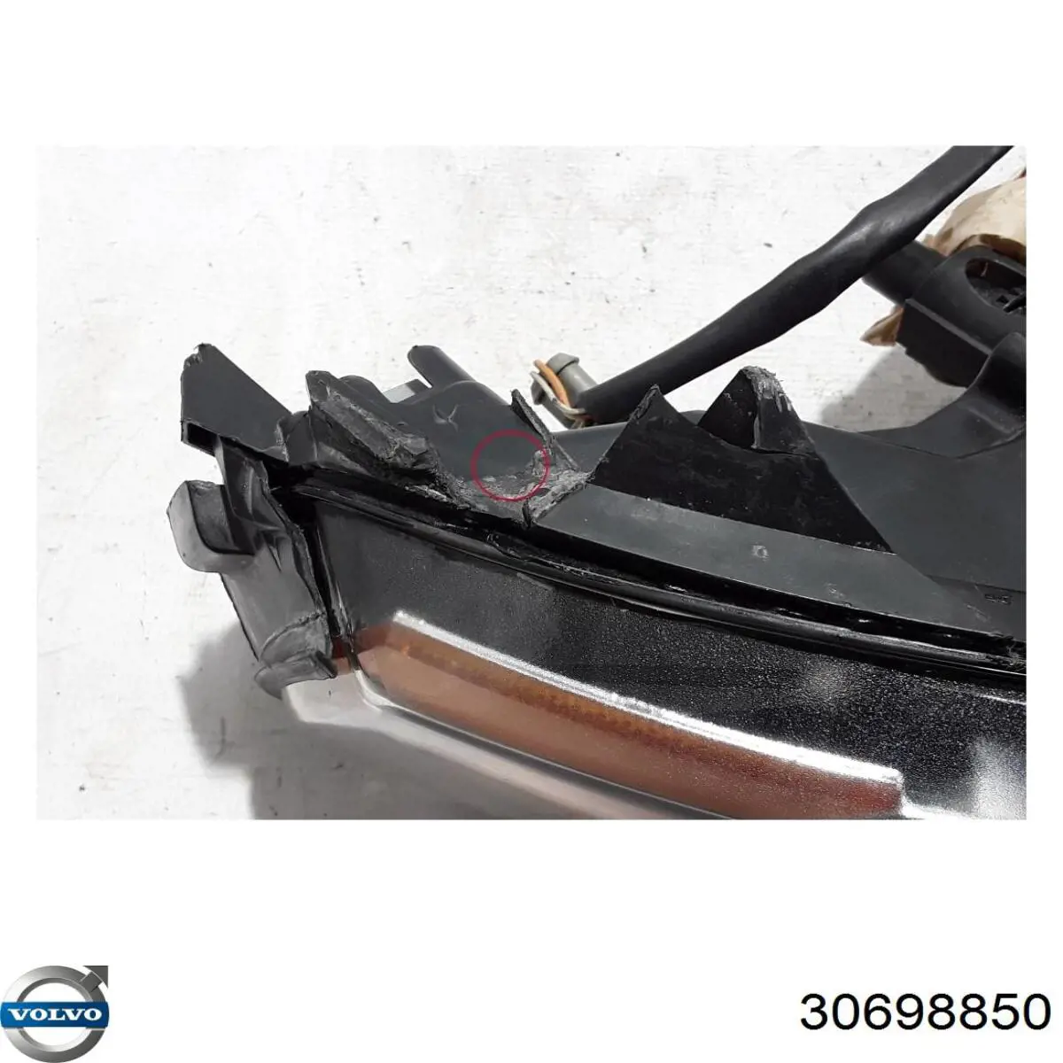 30698850 Volvo 