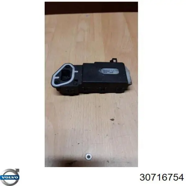 Замок відкривання лючка бензобаку Volvo 30716754 ціна, від 5.63 USD