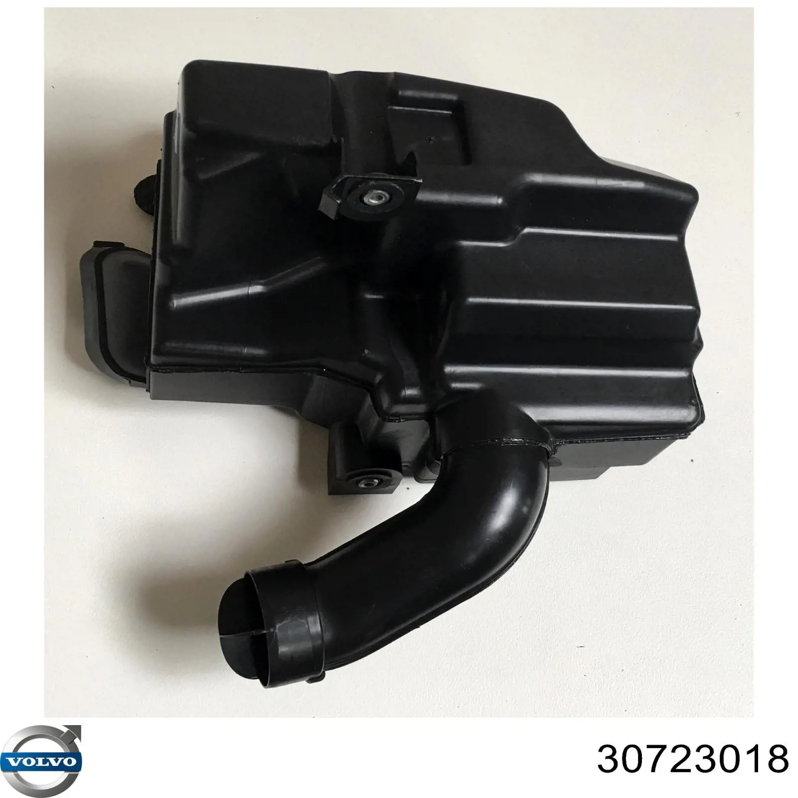  Volvo 30723018 ціна, від 124.73 USD