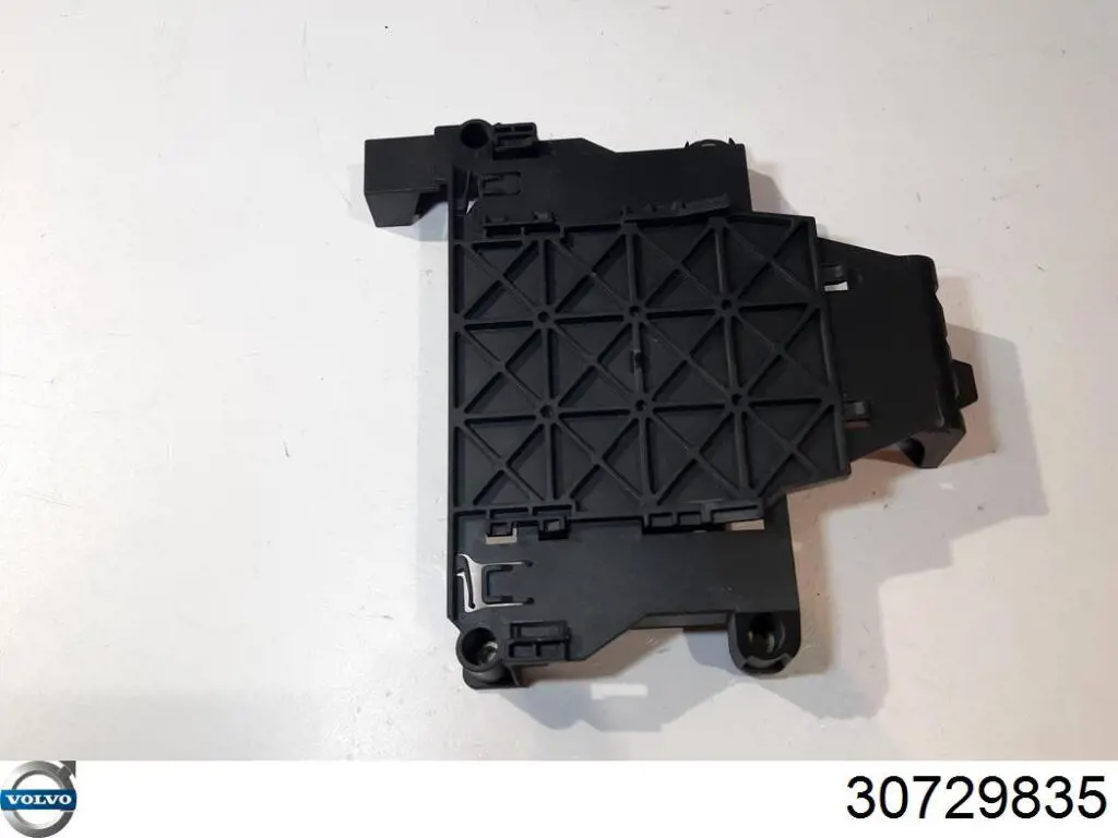 Купити 30729835 Volvo 