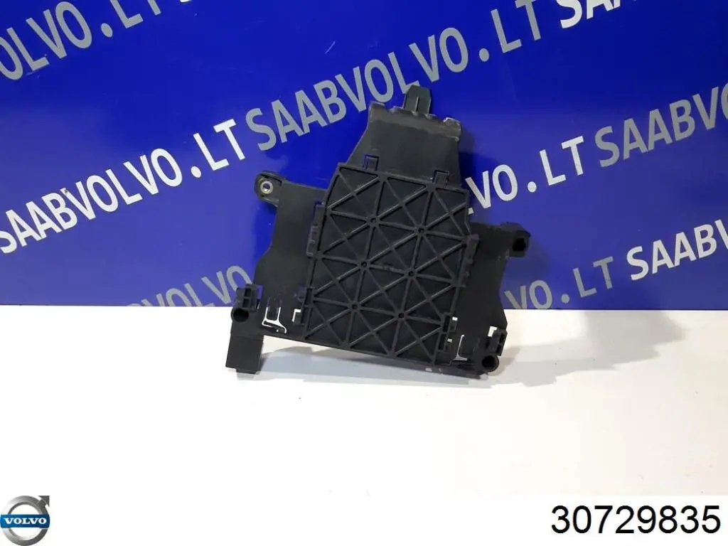 30729835 Volvo 